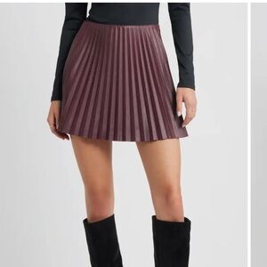 Open Edit Nordstrom Pleated Faux Leather Mini skirt